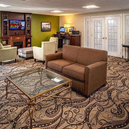 Rodeway Inn Barboursville Esterno foto