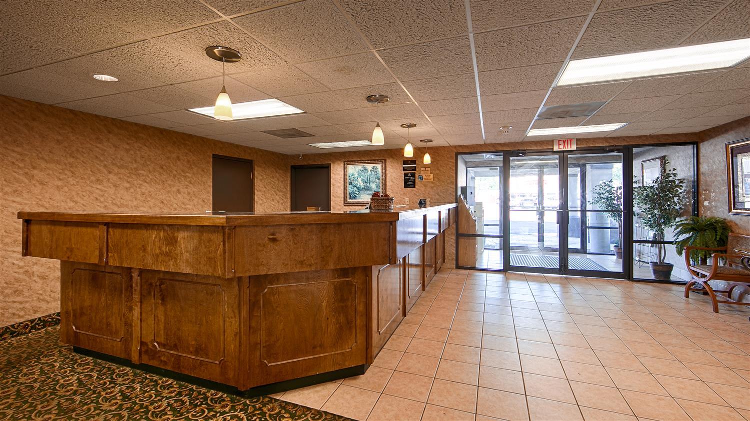 Rodeway Inn Barboursville Esterno foto