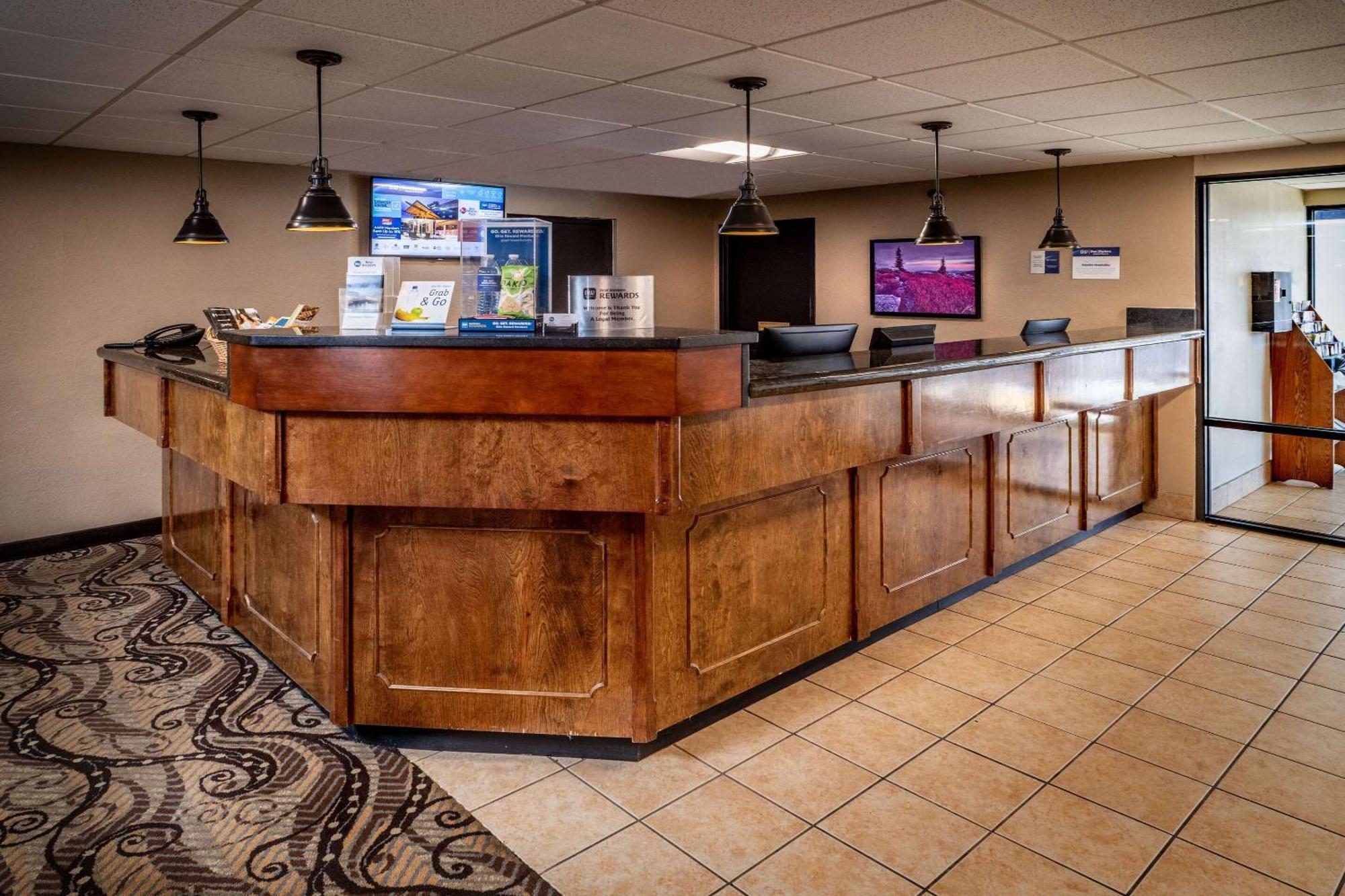 Rodeway Inn Barboursville Esterno foto