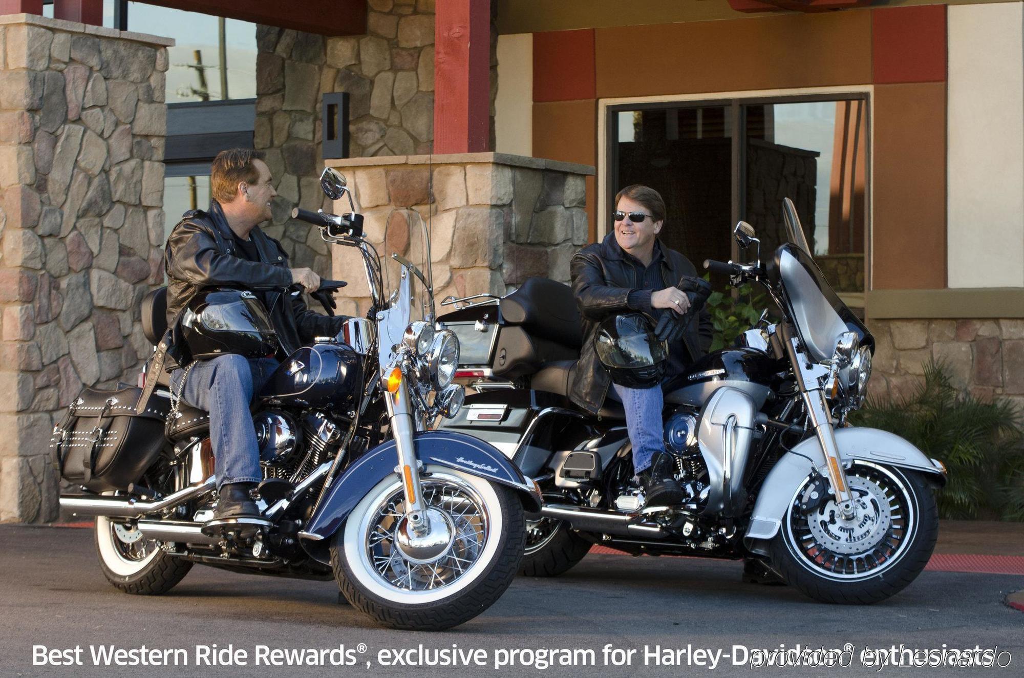 Rodeway Inn Barboursville Esterno foto